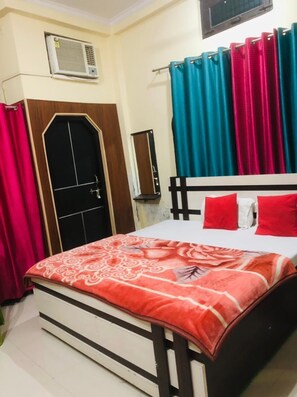 Room - Maa Vaishno Palace (Faizabad)