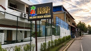 Unclassified image, 3 of 44, button - Holiday Beach Resort (Candolim)