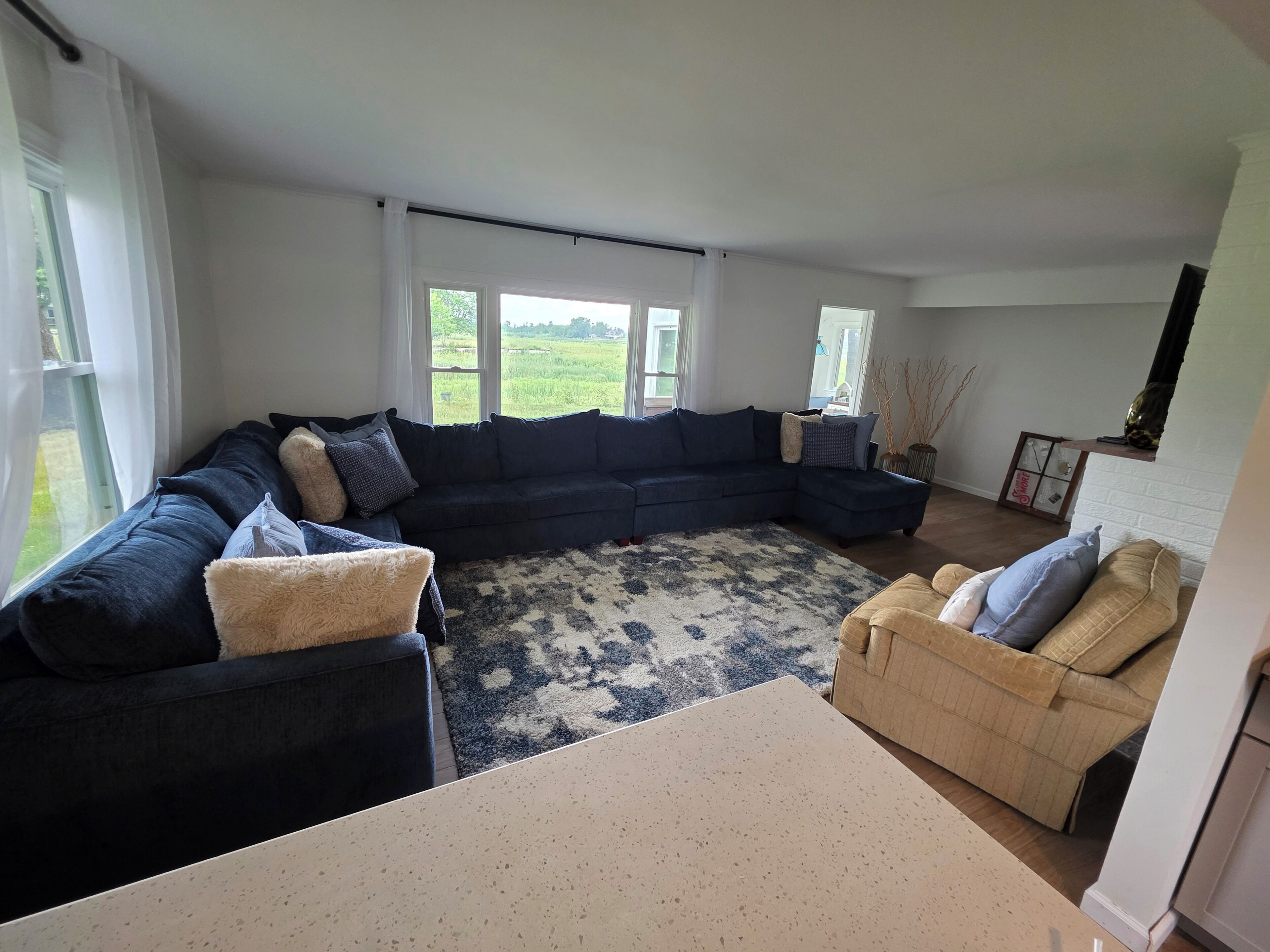 TV connectée, cheminée