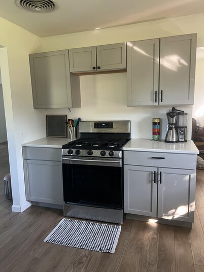 Blue's Pad...
A charming and cozy 2-bedroom house on Wixom Lake in Beaverton, MI