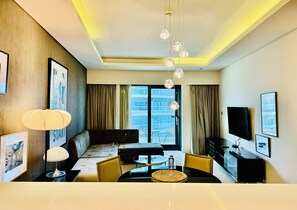 1 bedroom, free WiFi - Venduras Luxe 1BR at Paramount (Dubai)