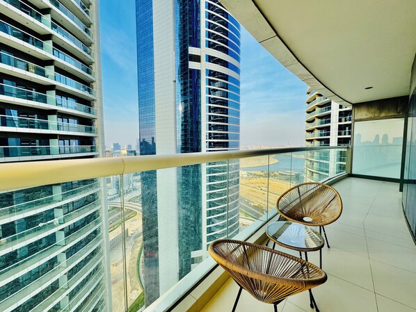 1 bedroom, free WiFi - Venduras Luxe 1BR at Paramount (Dubai)