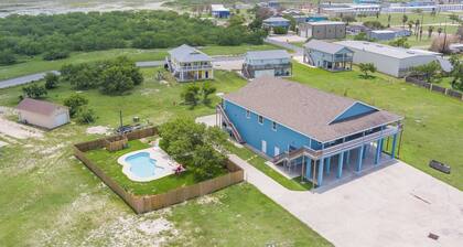 834 Laguna A - Luxurious Condo with Water View and Swimming Pool! Boat slip!