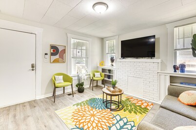 Pet-friendly Birmingham Home: 7 Mi to Downtown!