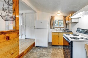 Cottage (2 Bedrooms) | Interior