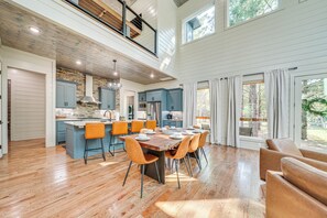 บ้านพัก (4 Bedrooms) | ภายใน