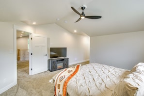 House (6 Bedrooms) | Interior
