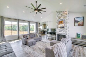 Casa (6 Bedrooms) | Vista frontal de la propiedad