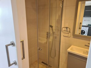 Apart Daire, 1 Yatak Odası, Engellilere Uygun, Sigara İçilebilir | Banyo