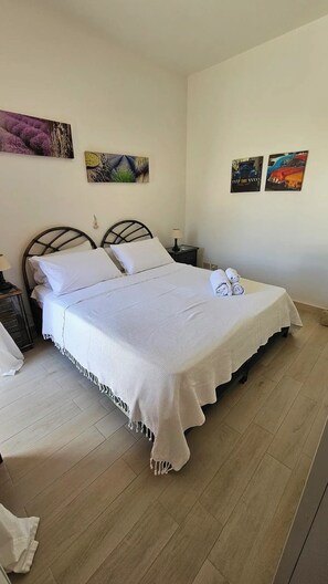2 habitaciones, tabla de planchar con plancha y wifi gratis