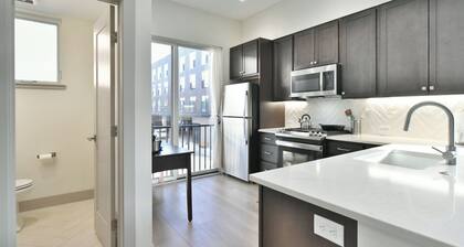 Fourth Street Crossing Ptarmigan Townhome: Downtown, Close to Everything!