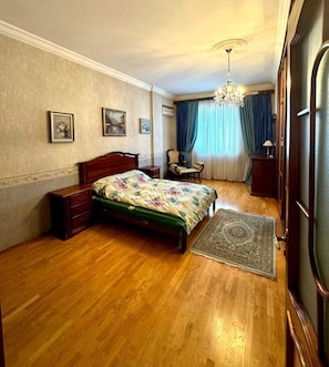 Deluxe Apartment, 3 Bedrooms, Balcony, City View | Room amenity