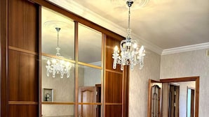 Căn hộ Deluxe, 3 phòng ngủ, ban công, quang cảnh thành phố | Tiện nghi tại phòng