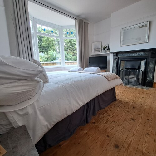 Huge 4 bed in the heart of Kettering