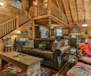 TV, fireplace, DVD player, table football - Rushing Rapids at IttaBena Lodge, hot tub, 4/3.5 waterfronting trout paradise (Ellijay)