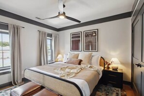 8 bedrooms, desk, iron/ironing board, WiFi