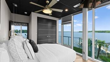 House, Multiple Beds (The Glass Mansion w/Optional Boat Ren) | 5 bedrooms, individually decorated, individually furnished, free WiFi