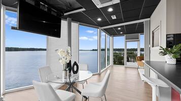 House, Multiple Beds (The Glass Mansion w/Optional Boat Ren) | Dining