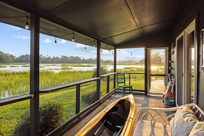 Sunset Cottage on Calico Creek