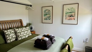 小屋, 1 間臥室 | 1 間臥室、書桌、隔音、床單