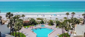 Ocean Sands 1-1002☀️Beachfront,Private Balcony,Walk 2 Restaurants🏖️Beach Access