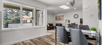 Winston Suite 2BR 1BA - Carriage Suite with Garage