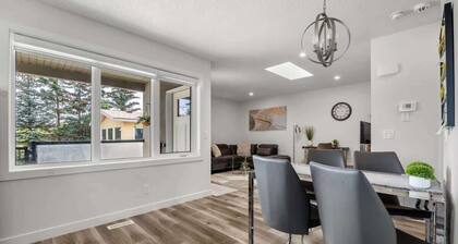 Winston Suite 2BR 1BA - Carriage Suite with Garage