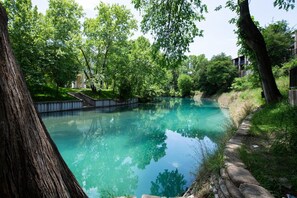 Appart'hôtel, 4 chambres | Piscine