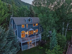 Dupleks - 4 soveværelser | Udendørsområde