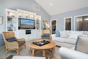 Hus, 3 soverom | Oppholdsområde | Smart-TV og strømmetjenester