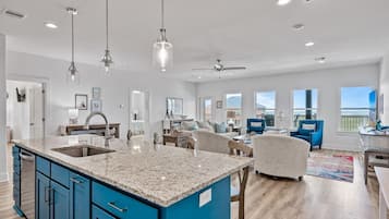 House, 4 Bedrooms | Interior