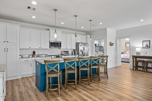 Ferienhaus, 4 Schlafzimmer | Eigene Küche | Kühlschrank, Wasserkocher mit Kaffee-/Teezubehör