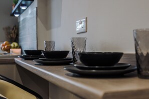 Dining - LUXURY CITY CENTRE TERRACE PROPERTY | FREE PARKING  (Woodhouse)