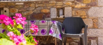 Platsa Seaview Retreat - A Stone-Built Escape
