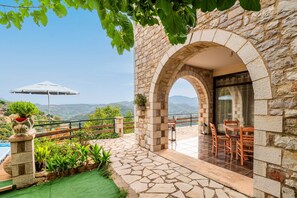 Terassi/patio