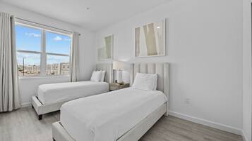 6 عدّة غرف نوم ومكواة/لوح كي وواي فاي مجانًا وملاءات أسرّة