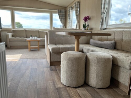 Coastal Retreat Luxury Caravan Home Away From Home