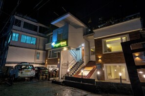 Front of property - Hotel Finger lime (Gangtok)