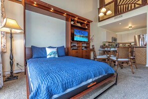 2 makuuhuonetta, silitysrauta/-lauta, ilmainen Wi-Fi, vuodevaatteet