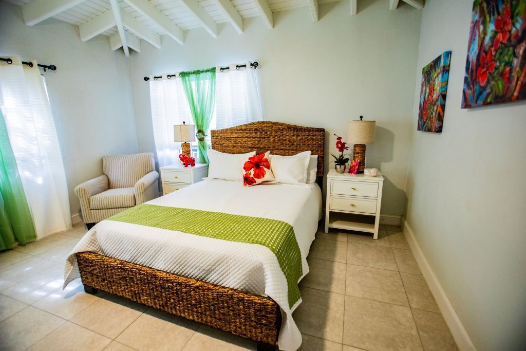 3 chambres, fer et planche à repasser, Wi-Fi gratuit, draps fournis