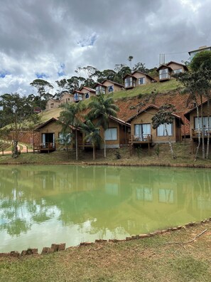 Front of property - Chalés Villa Caravaggio by Easy Hot éis (Santa Teresa)
