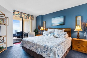 3 bedrooms, iron/ironing board, free WiFi, bed sheets - 4 Bds- Beachfront Balcony- Near Barefoot- Pool (North Myrtle Beach)