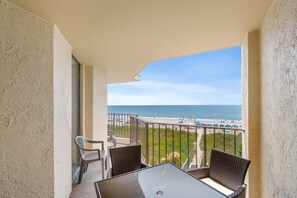 Property grounds - 4 Bds- Beachfront Balcony- Near Barefoot- Pool (North Myrtle Beach)