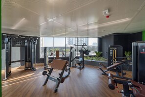 Fitness facility - Stylish Studio Apartment in Blue Wave Tower, Dubailand by Deluxe Holiday Homes (Dubai)