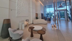 Interior - Sophisticated 1BR in La Vie, JBR by Deluxe Holiday Homes (Dubai)