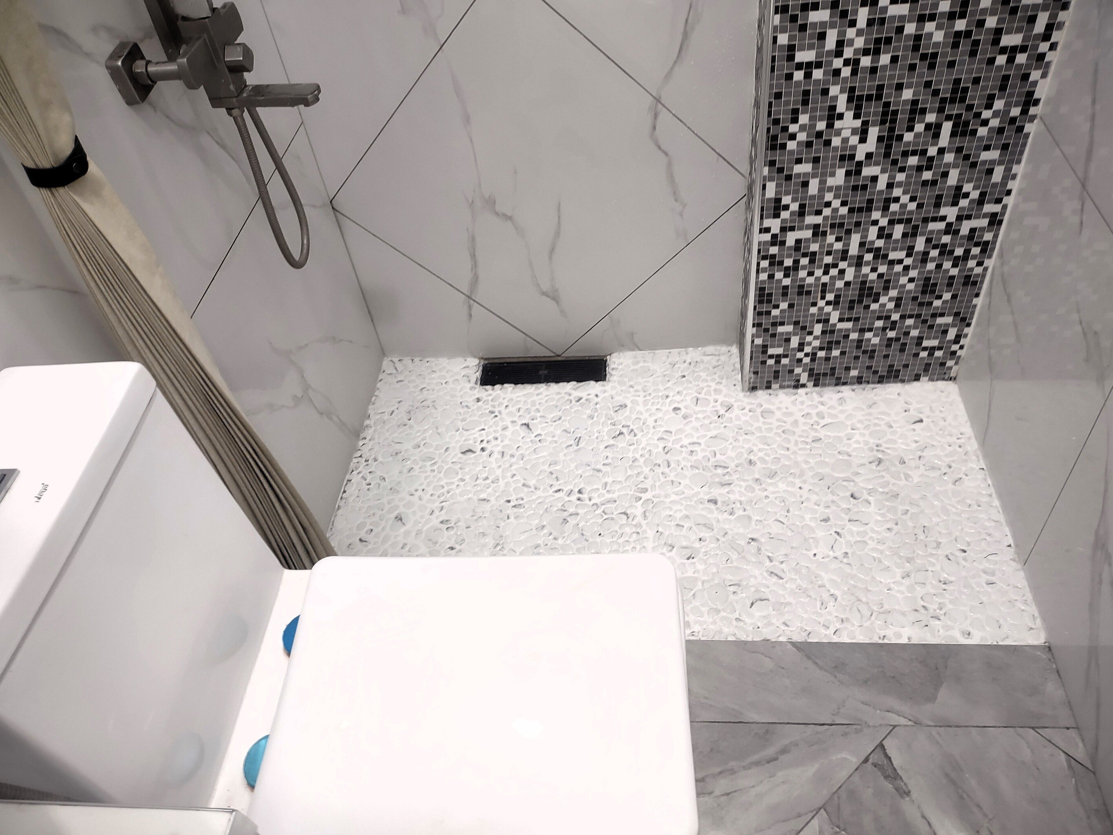 Towels, toilet paper