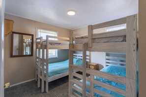 3 bedrooms, Internet, bed sheets