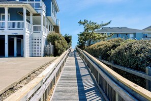 Property grounds - Spacious pet-friendly oceanside Duck home w/ pool and hot tub! (Duck)