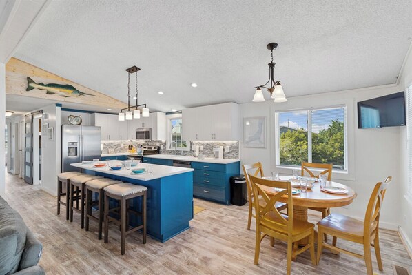 Fridge, microwave, oven, stovetop - Pet-friendly, updated oceanside home in Salvo! (Salvo)