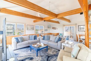 Fernseher, Videospiele, DVD-Player